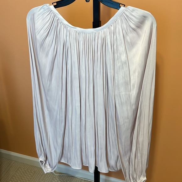 By Together polyester cream blouse size small - Picture 5 of 5